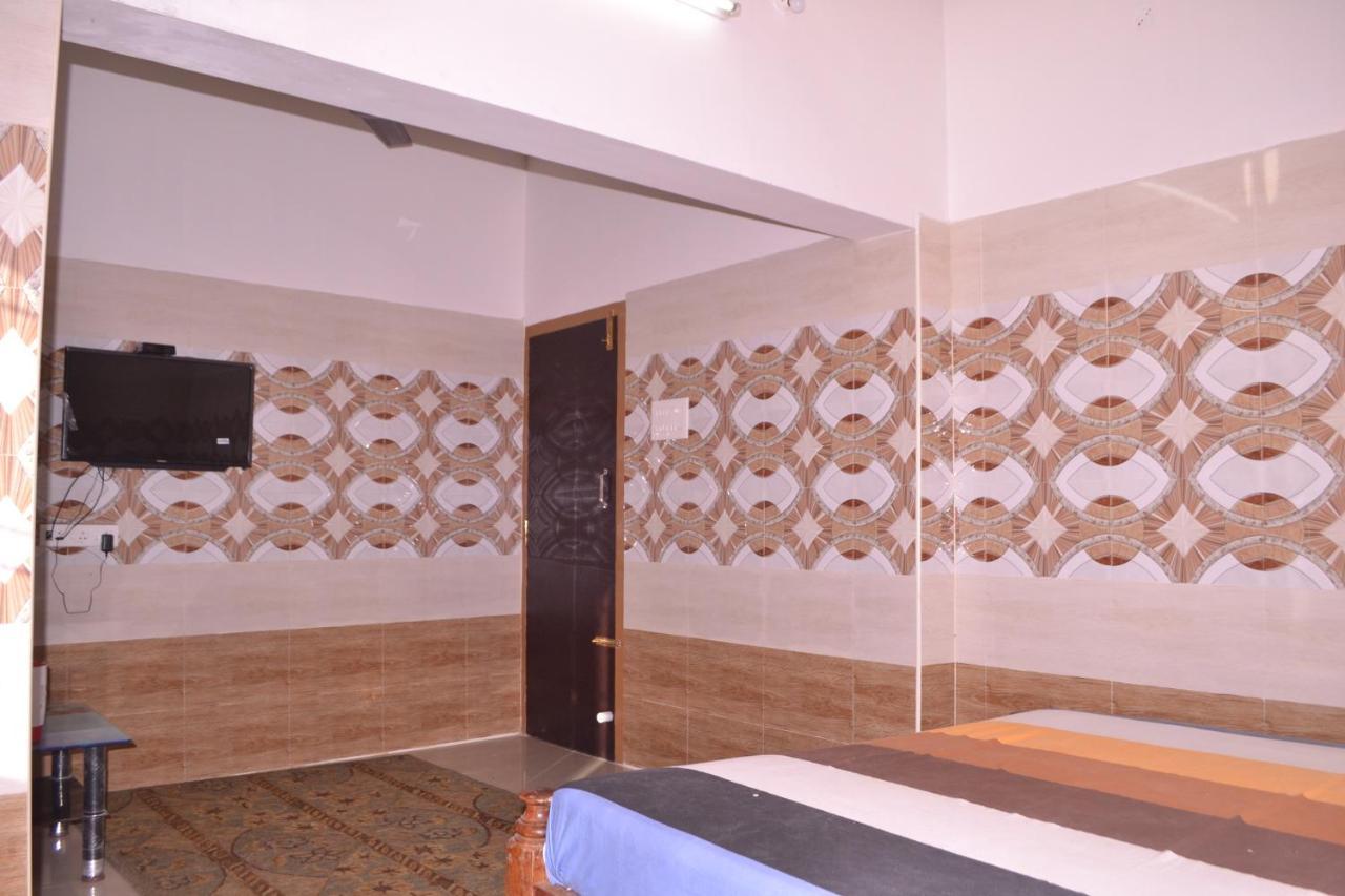 Yuga Guest House Кутталам Экстерьер фото