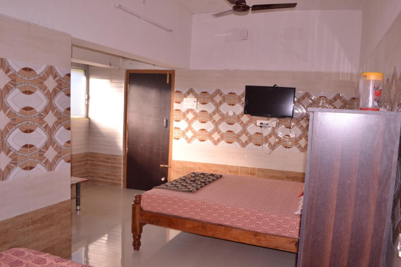 Yuga Guest House Кутталам Экстерьер фото