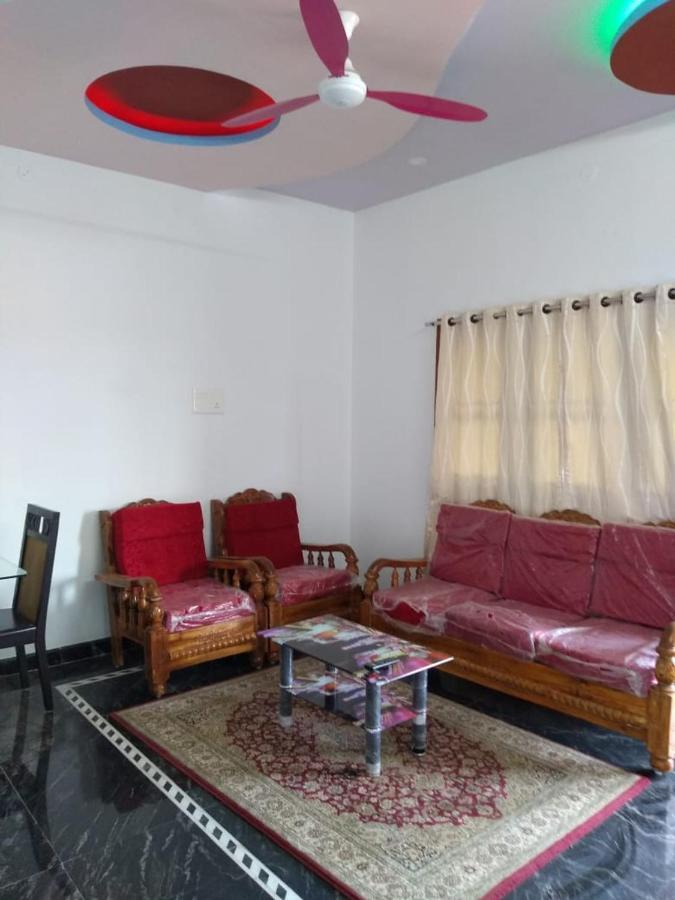 Yuga Guest House Кутталам Экстерьер фото