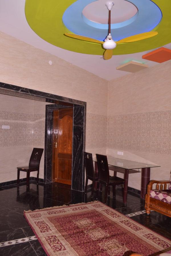 Yuga Guest House Кутталам Экстерьер фото
